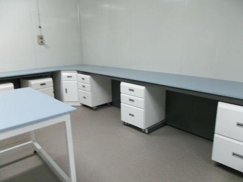 这种实验室家具是苏州浩博实验室做的吗?看起来好漂亮啊高大上